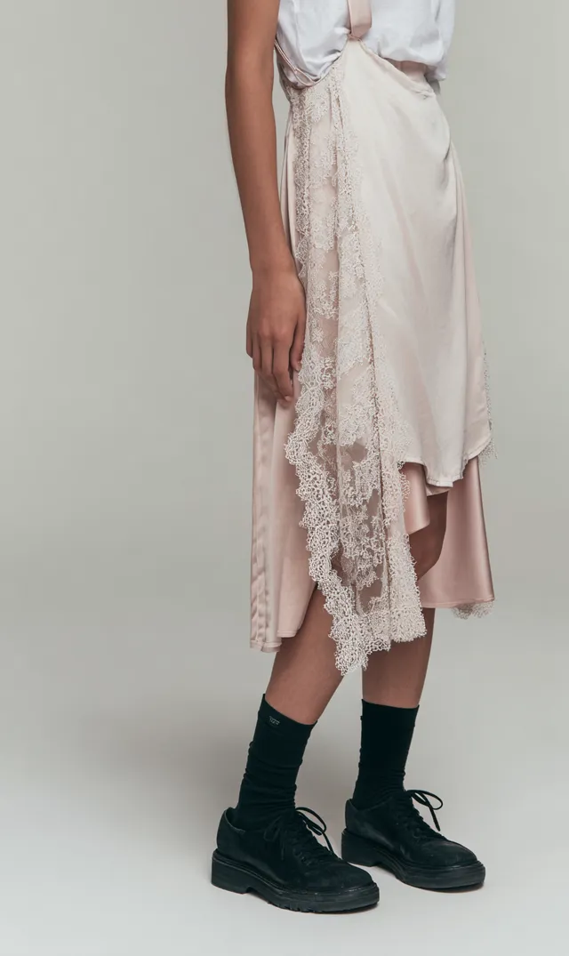 Minimalistic Women's Fashion Dress with Lace Detailing